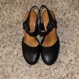 b.o.c. Maryjane clog size 8 black